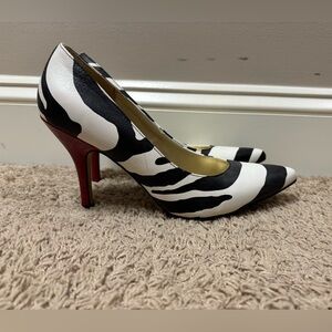 RAMPAGE Zebra Print Heels with Red Heel accent Sz 9